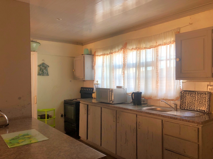 3 Bedroom Property for Sale in Nomzamo Western Cape
